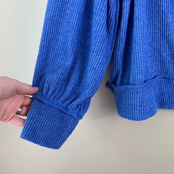 Free people main squeeze blue Hacci sweater sz xs - Picture 6 of 8